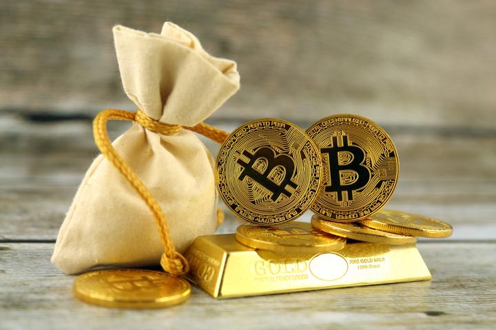 Chứng Khoán Mỹ Thoái Lui – Tín Hiệu Mới Từ Vàng & Bitcoin